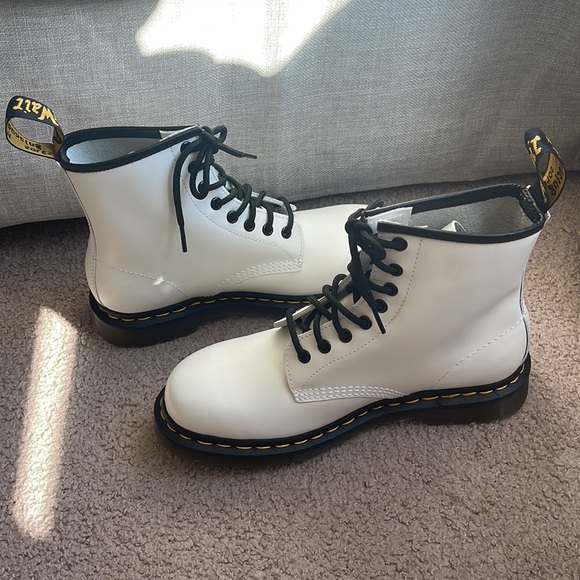 Dr. Martens Boots | NEW | Size 8 - Picture 12 of 15